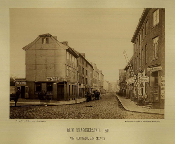   - 4 Fotos G. Koppmann, Stadttheater / Beim Dragonerstall / Dammthorwall / Dammthor. 1870-79