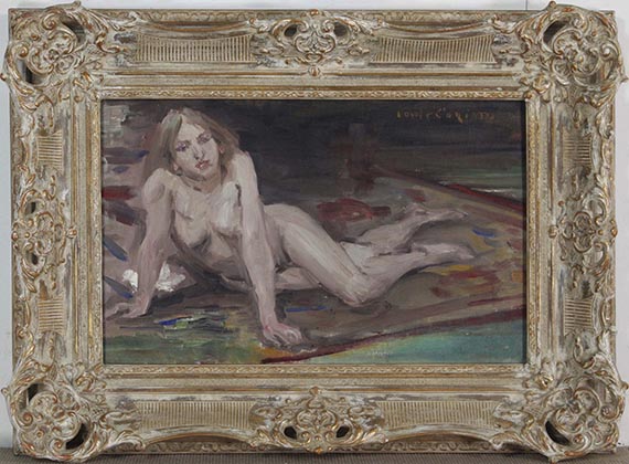 Lovis Corinth - Liegender, blonder Mädchenakt auf buntem Teppich - Frame image