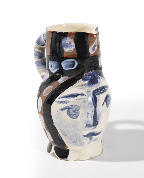 Pablo Picasso - Painted face - 