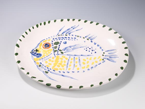 Pablo Picasso - White ground fish