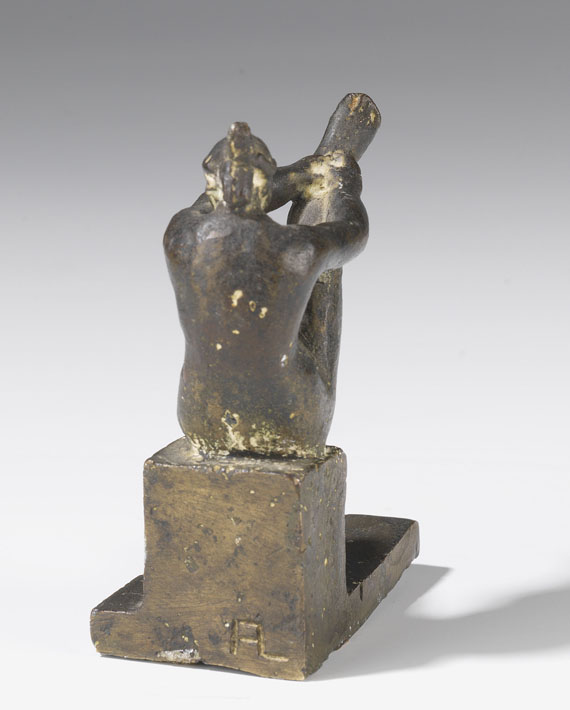 Alfred Lörcher - Sitzende, zieht Strümpfe an - Back side