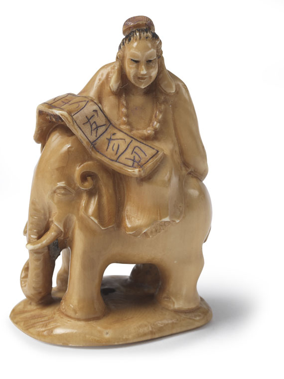  Japan - 5 Netsuke - 