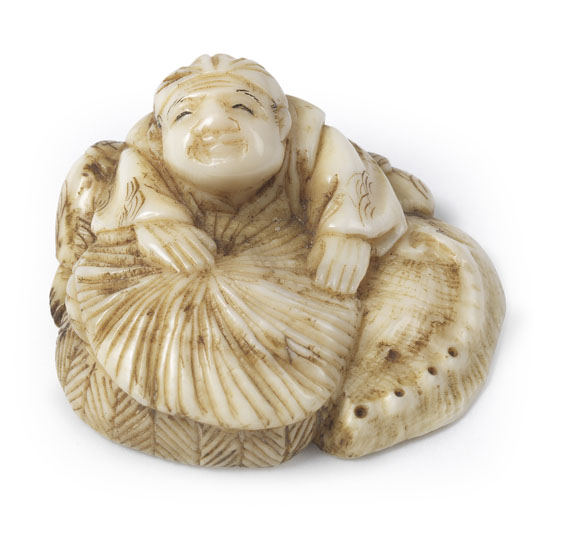  Japan - 6 Netsuke - 