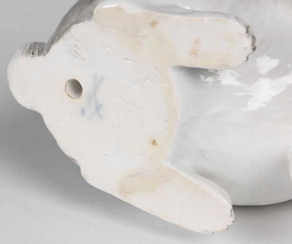  Meißen - Sitzender Hase - Back side