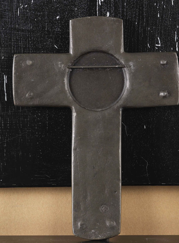 Ewald Mataré - Zimmerkruzifixus - Back side