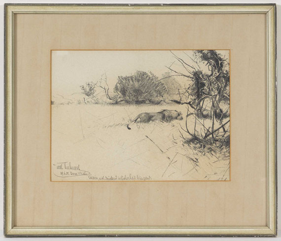 Wilhelm Kuhnert - Löwin, sich drückend in Sicherheit bringend - Frame image