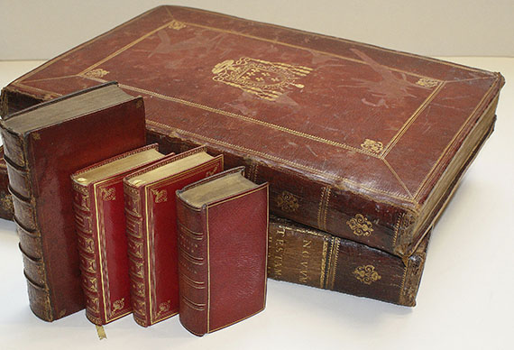  Biblia latina - Novum testamentum. 2 Bde. 1640. und 3 Beigaben
