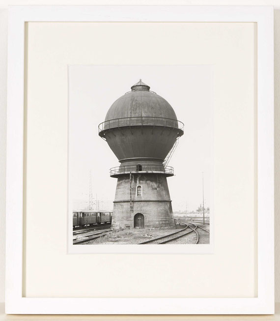 Bernd und Hilla Becher - Wasserturm Trier-Ehrang - Frame image