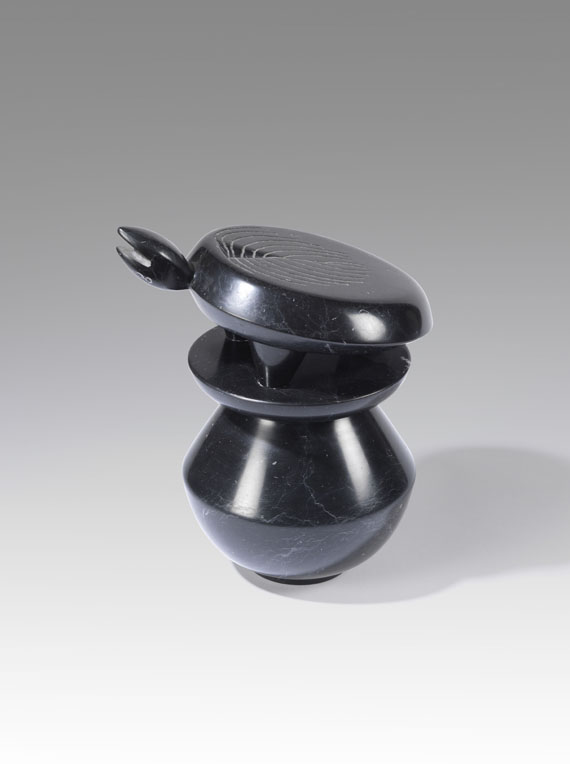 Max Ernst - Petite tortue sur socle rond II - 