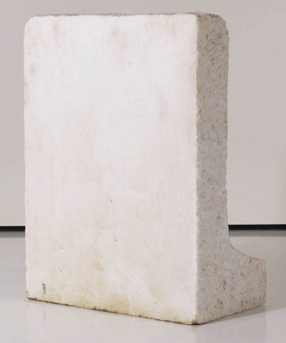 Fritz Behn - Damenbüste - Back side