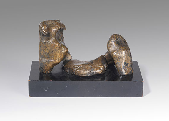 Henry Moore - Three Piece Reclining Figure: Maquette Nr 1“