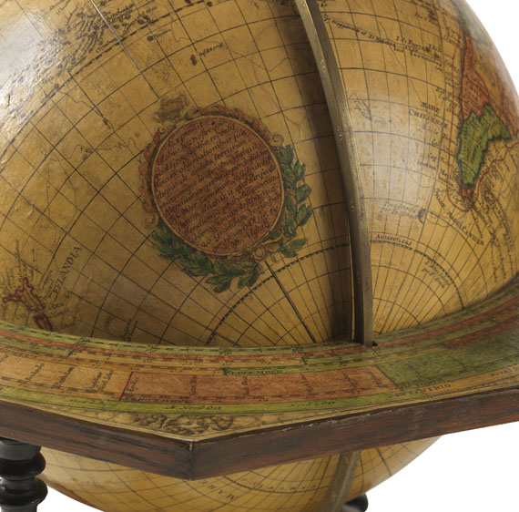  Globus - Pair of Celestial and Terrestrial Globes, 32 cm diameter. J. G. Doppelmayr 1728 (revised ed. by W. P. Jenig, 1789/90). - 