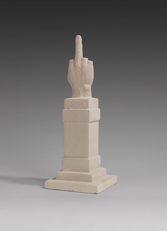 Maurizio Cattelan - L.O.V.E - 