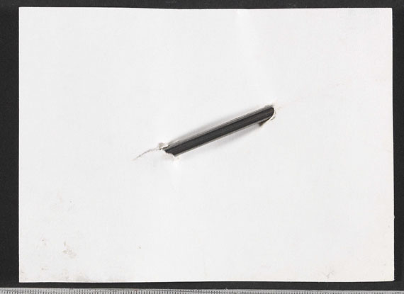 Günther Uecker - Nagelbild - Back side