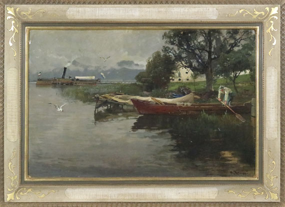 Karl Raupp - Idylle am Chiemsee - Raddampfer vor der Fraueninsel, am Ufer ein Fischer im Kahn - Frame image