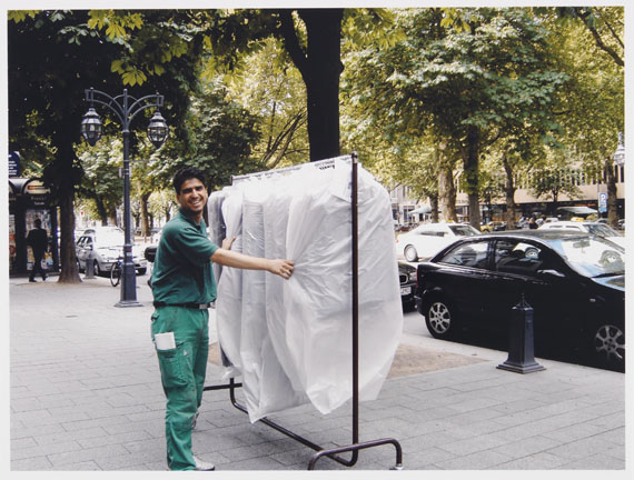 Thomas Struth - Obdachlose fotografieren Passanten - 