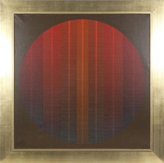 César López Osornio - Serie de los soles flotantes - Frame image