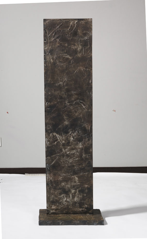 Herbert Zangs - Stele - Back side