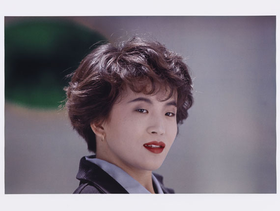 Christopher Williams - Tokuyo Yamada, Hair Designer, Shinbiyo Shuppan Co., Ltd., Minami-Aoyama, Tokyo, April 14, 1993 (A) und (R)