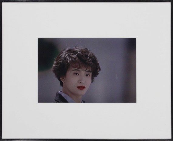 Christopher Williams - Tokuyo Yamada, Hair Designer, Shinbiyo Shuppan Co., Ltd., Minami-Aoyama, Tokyo, April 14, 1993 (A) und (R) - Frame image