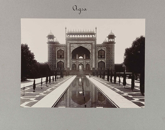   - Sammlung von ca. 200 Indien-Fotografien. Zus. 3 Teile - 