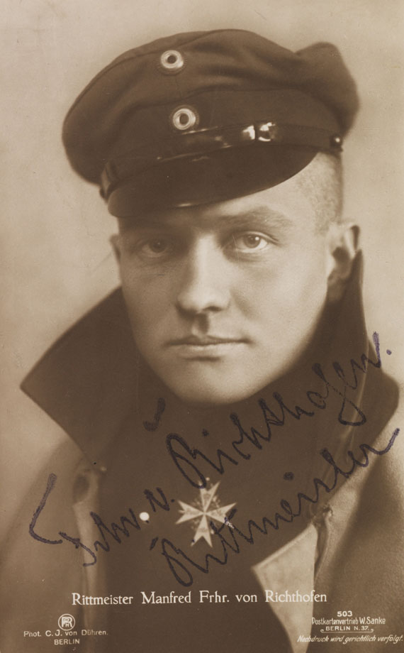 Manfred Freiherr von Richthofen - Porträtpostkarte mit Unterschrift