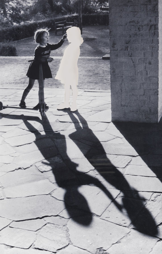 Hans-Peter Feldmann - Zwei Mädchen mit Schatten