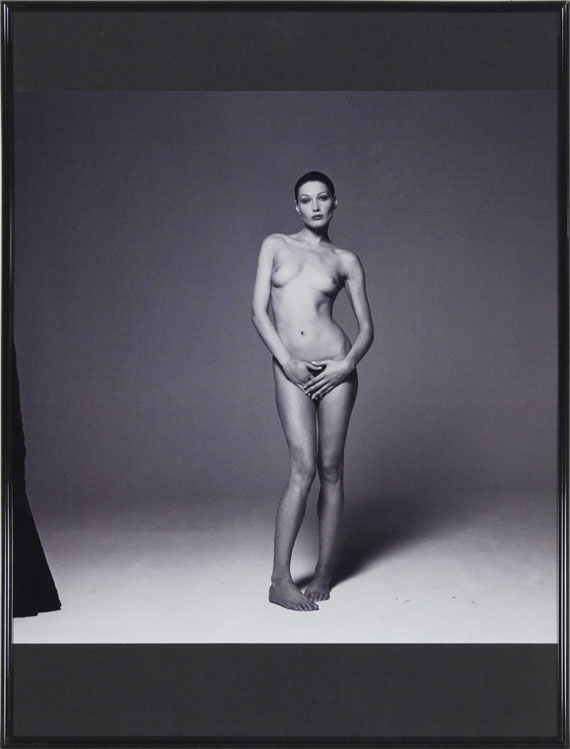 Michel Comte - Carla Bruni - Frame image