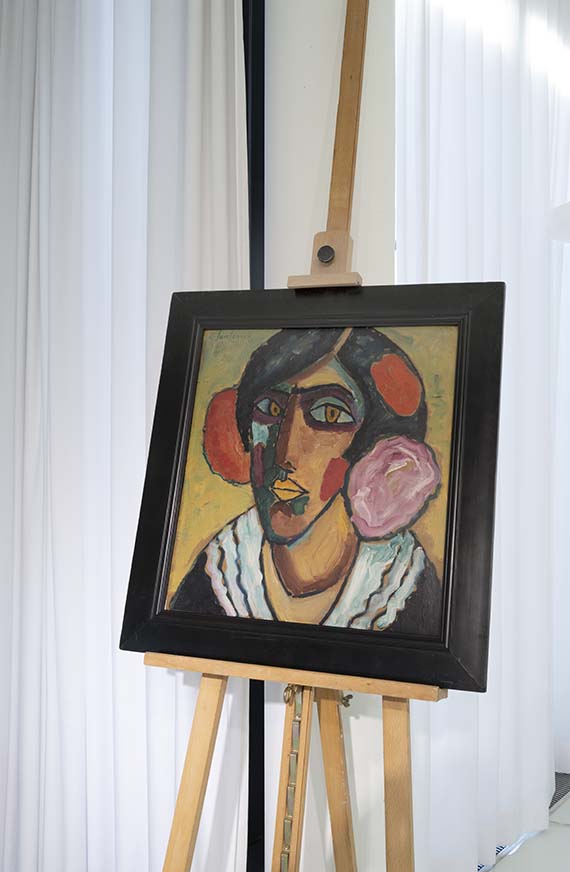 Alexej von Jawlensky - Frauenkopf mit Blumen im Haar - 