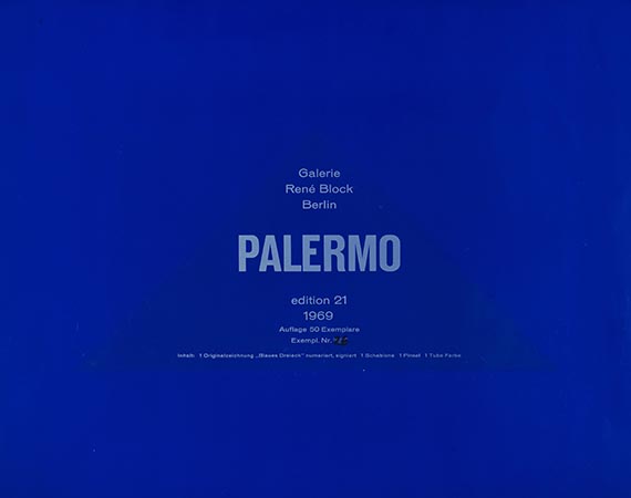 Blinky Palermo - Blaues Dreieck - 