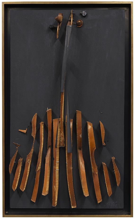 Fernandez Arman - Sans titre (Violon découpé sur panneau noir)