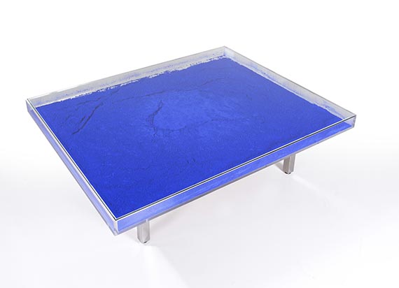 Yves Klein - Table Bleue - 