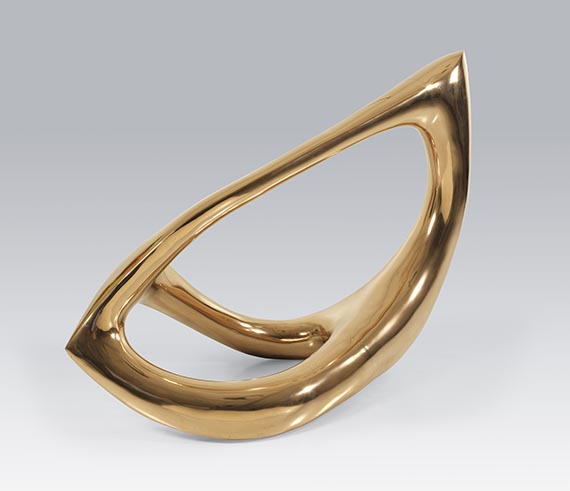 Karl Hartung - Umschlossener Raum - 