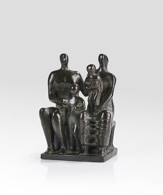 Henry Moore - Family Group - 