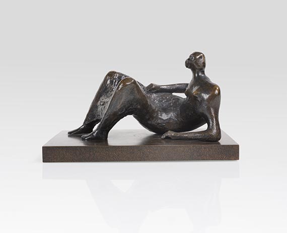 Henry Moore - Maquette for Reclining Figure: Angles - 