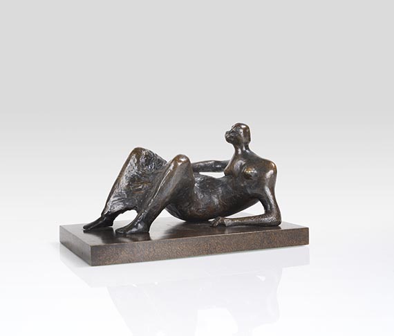 Henry Moore - Maquette for Reclining Figure: Angles - 