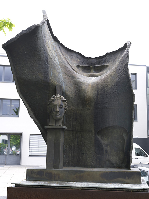 Igor Mitoraj - Porta Italica - Back side