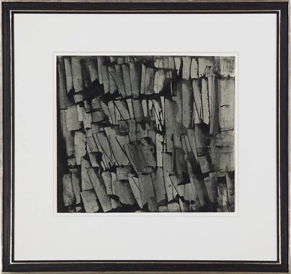 Raimund Girke - In verhaltenem Grau - Frame image