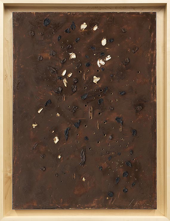 Lucio Fontana - Concetto Spaziale - Frame image