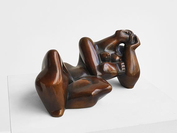 Karl Hartung - Kleine Liegende mit aufgestütztem Kopf - 