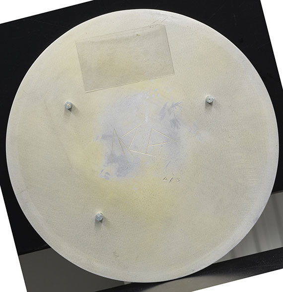 Hans (Jean) Arp - Composition dans un cercle No. 1 - Back side